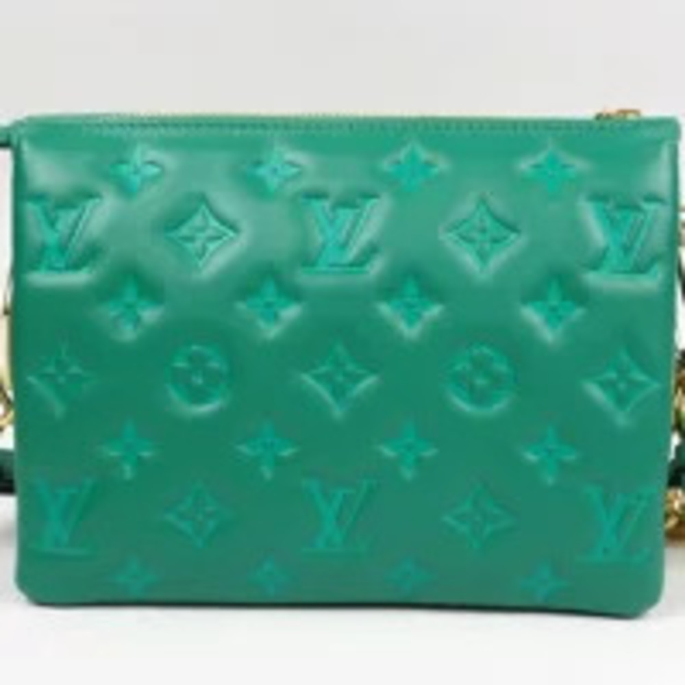 Louis Vuitton chain shoulder lambskin green Coussin bag Green